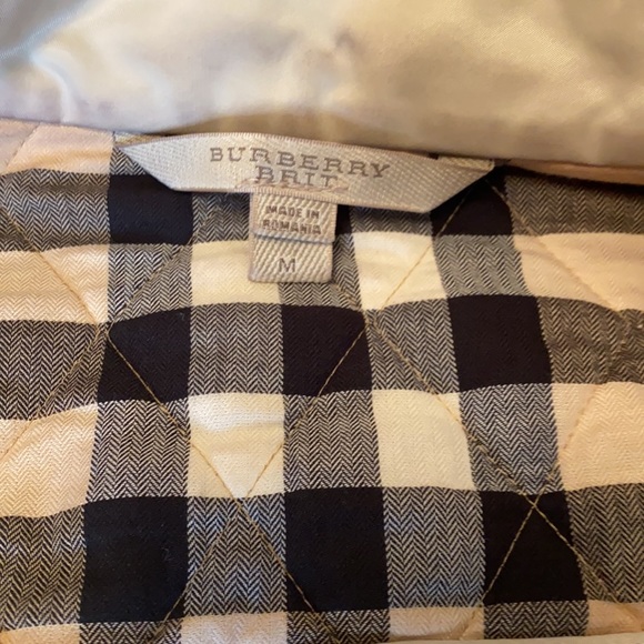 ❤️ Authentic Burberry Peacoat, Brand New Size Medium - Picture 5 of 8